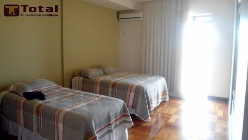 Casa, 4 quartos, 360 m² - Foto 4