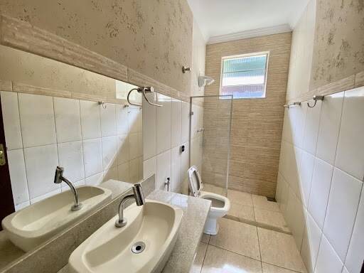 Sítio para alugar com 7 quartos, 260000m² - Foto 5