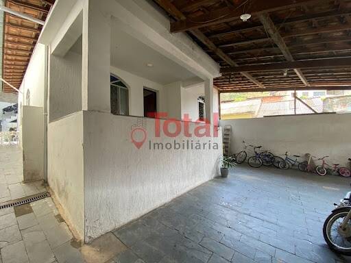 Casa à venda com 3 quartos, 130m² - Foto 10