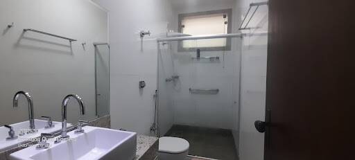 Casa à venda com 3 quartos, 250m² - Foto 8