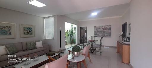 Casa à venda com 3 quartos, 250m² - Foto 13