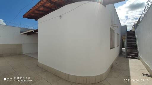 Casa à venda com 3 quartos, 360m² - Foto 8