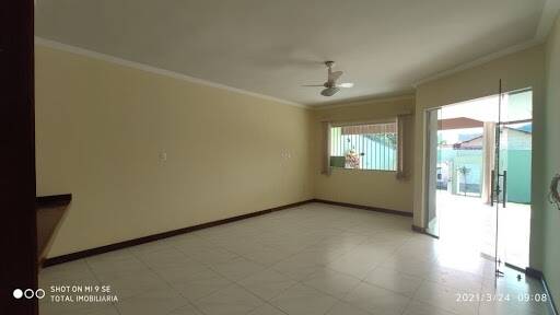 Casa à venda com 3 quartos, 360m² - Foto 14
