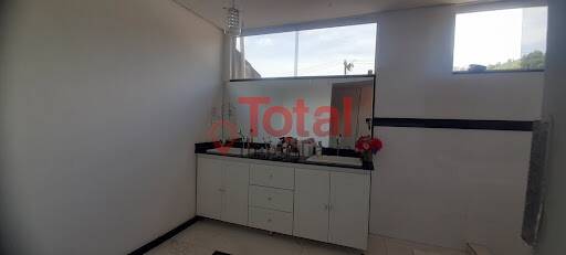 Casa à venda com 5 quartos, 220m² - Foto 20