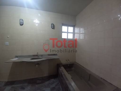 Loja-Salão para alugar com 6 quartos, 360m² - Foto 18