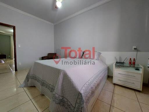 Casa, 4 quartos, 481 m² - Foto 11