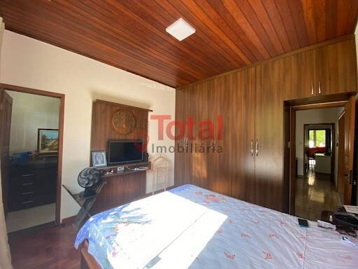 Casa à venda com 3 quartos, 390m² - Foto 7