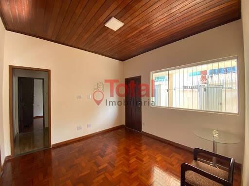 Casa à venda com 3 quartos, 390m² - Foto 18