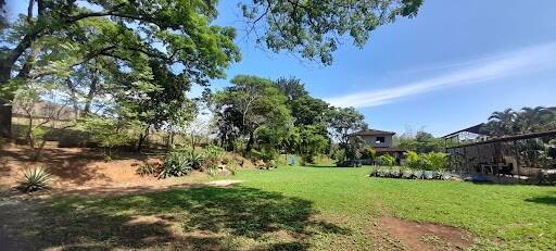 Chácara para alugar com 3 quartos, 250m² - Foto 10