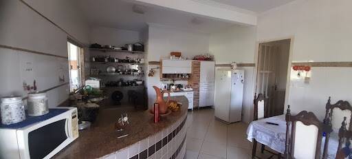 Chácara para alugar com 3 quartos, 250m² - Foto 12