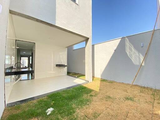 Casa à venda com 3 quartos, 130m² - Foto 4