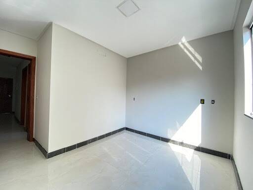 Casa à venda com 3 quartos, 130m² - Foto 11