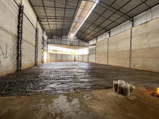 Depósito-Galpão-Armazém à venda e aluguel com 2 quartos, 800m² - Foto 9