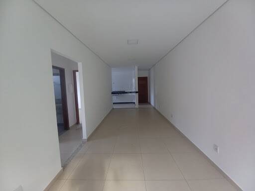 Apartamento para alugar com 3 quartos, 90m² - Foto 2