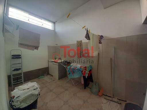Apartamento à venda com 1 quarto, 236m² - Foto 14
