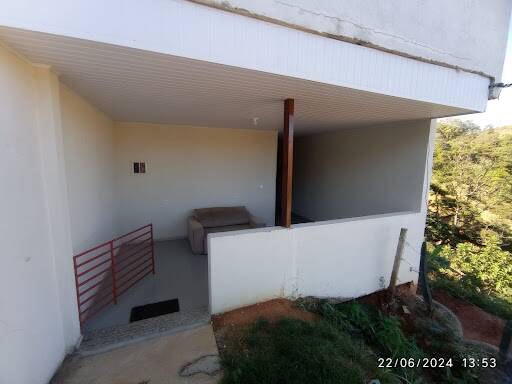 Chácara à venda com 6 quartos, 420m² - Foto 1