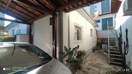 Casa para alugar com 3 quartos, 700m² - Foto 4