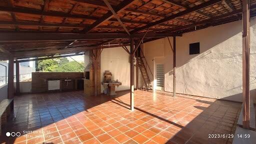 Casa para alugar com 3 quartos, 700m² - Foto 11