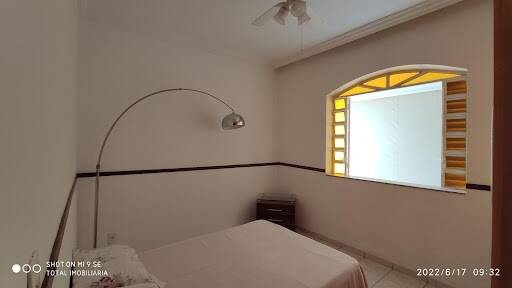 Casa à venda com 4 quartos, 360m² - Foto 11