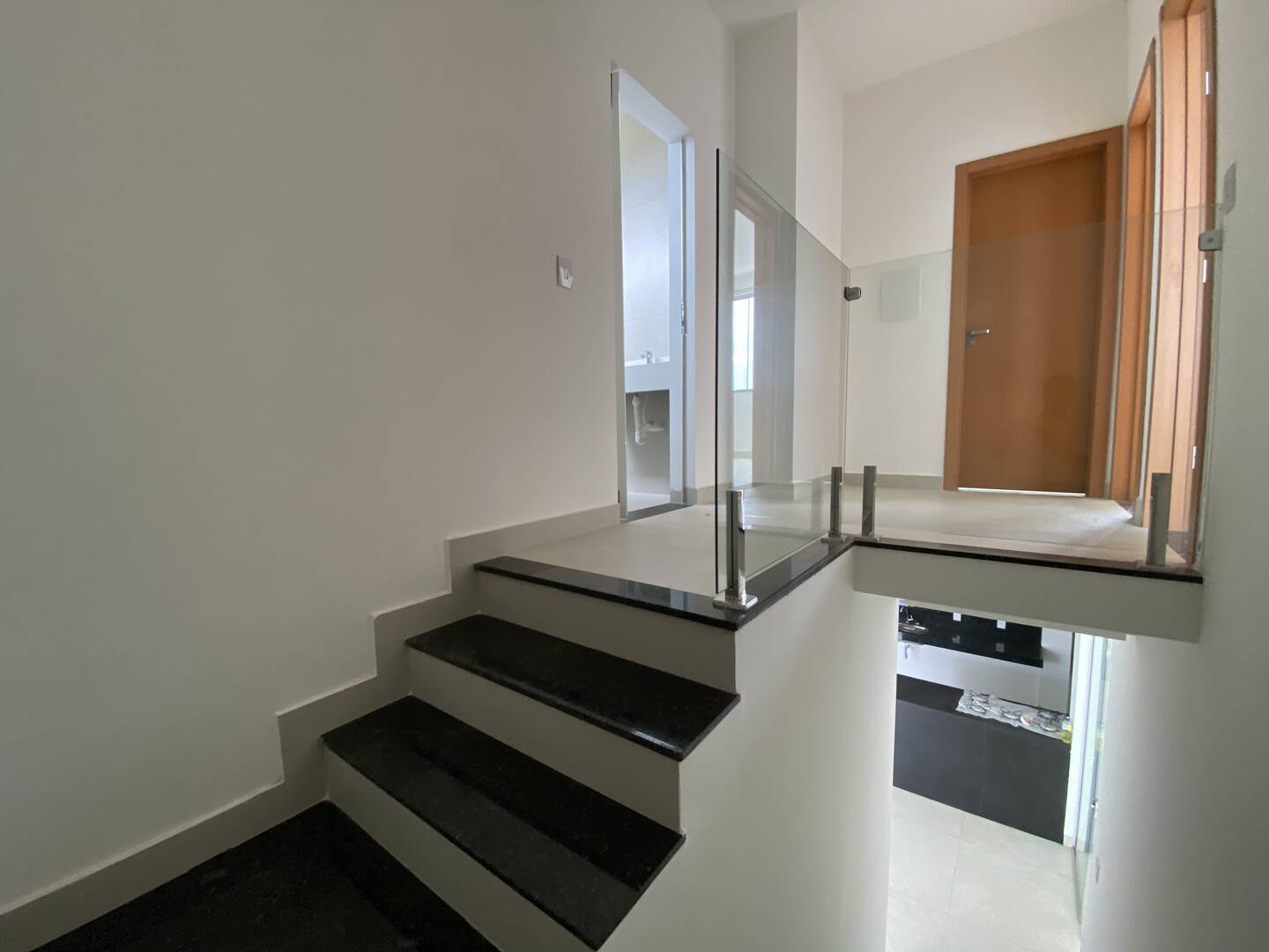 Casa à venda com 3 quartos, 131m² - Foto 10