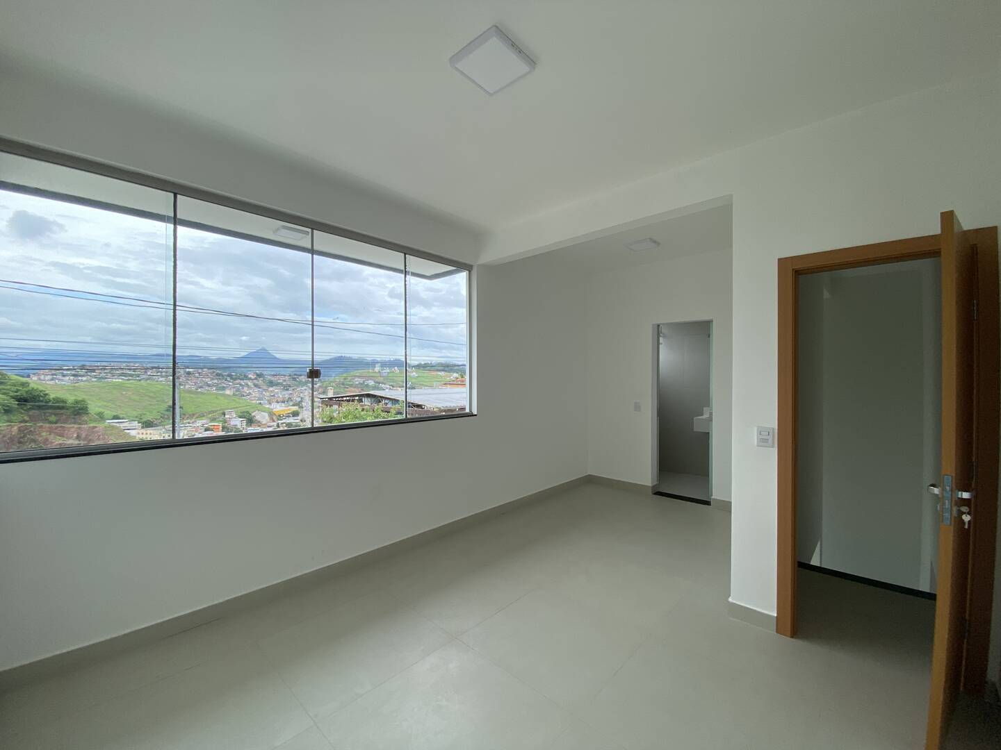 Casa à venda com 3 quartos, 117m² - Foto 7