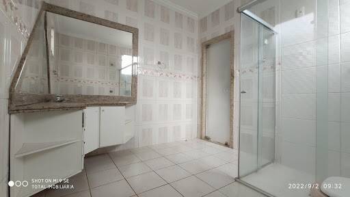 Casa à venda com 3 quartos, 360m² - Foto 8