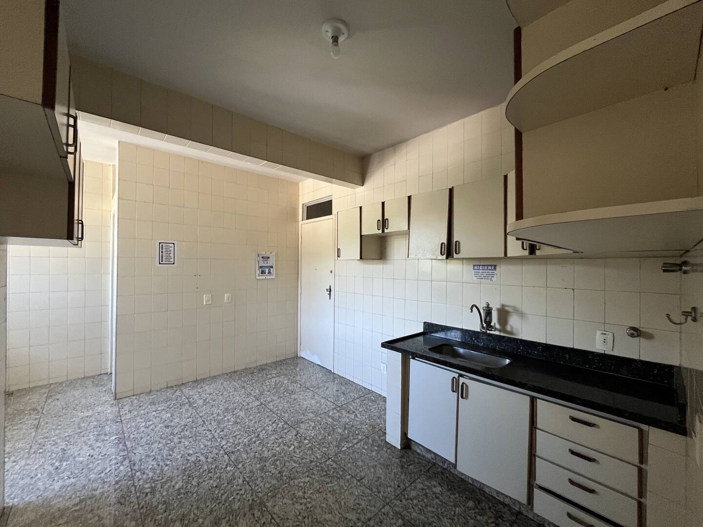 Apartamento para alugar com 3 quartos, 100m² - Foto 7