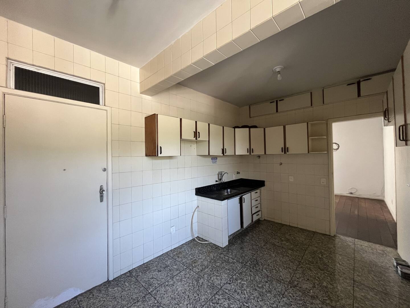 Apartamento para alugar com 3 quartos, 100m² - Foto 8