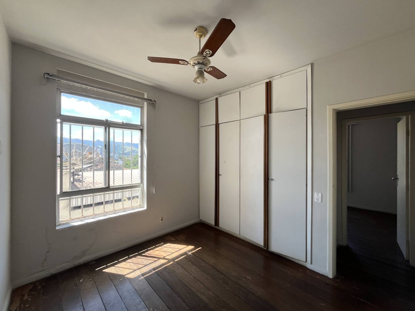 Apartamento para alugar com 3 quartos, 100m² - Foto 16