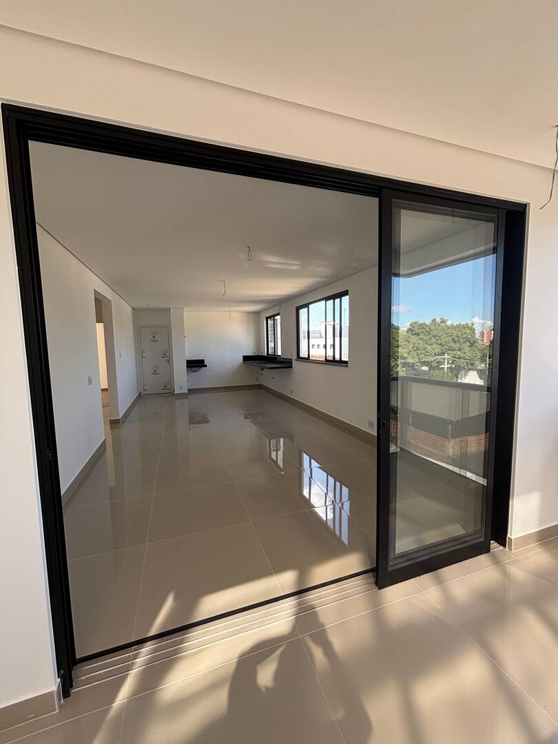 Apartamento à venda com 3 quartos, 100m² - Foto 3