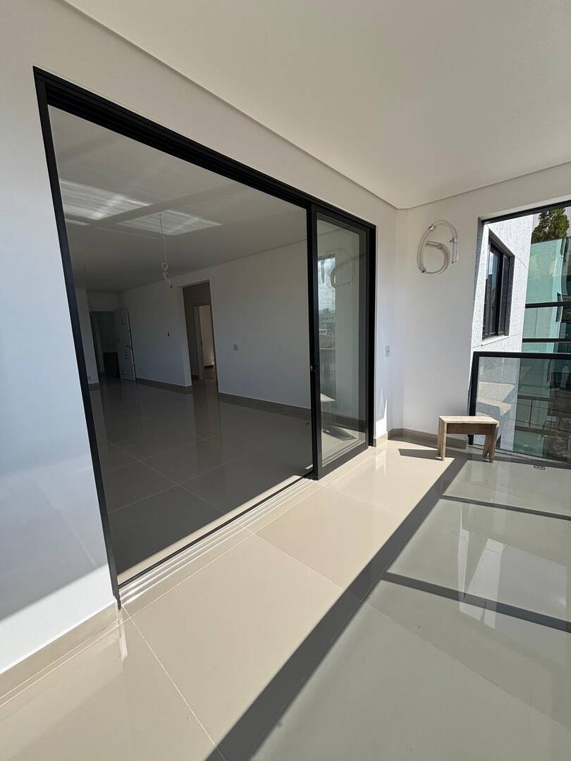 Apartamento à venda com 3 quartos, 100m² - Foto 5
