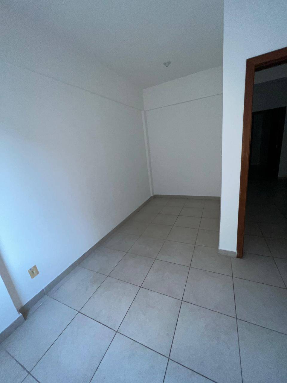 Apartamento à venda com 3 quartos - Foto 9
