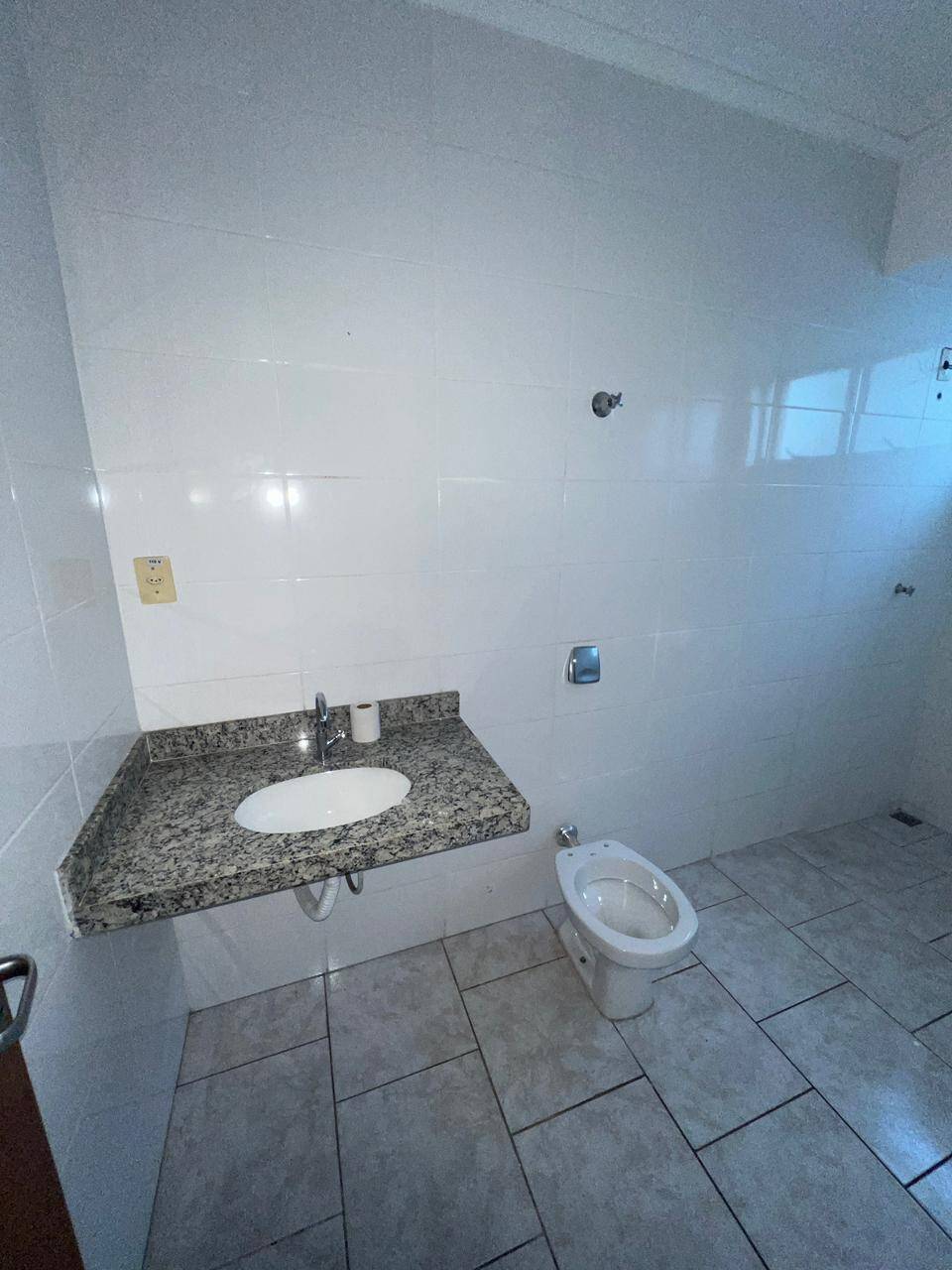 Apartamento à venda com 3 quartos - Foto 15