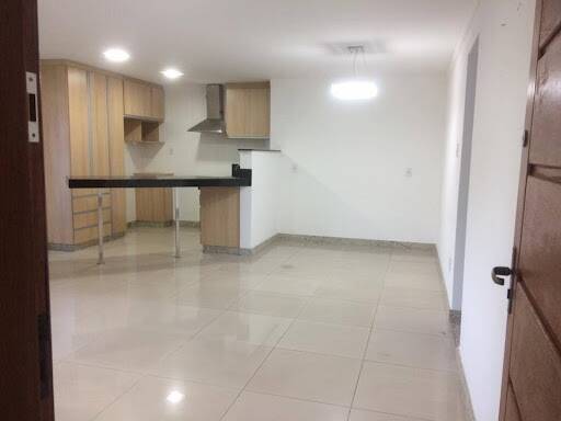 Apartamento à venda com 2 quartos, 105m² - Foto 3