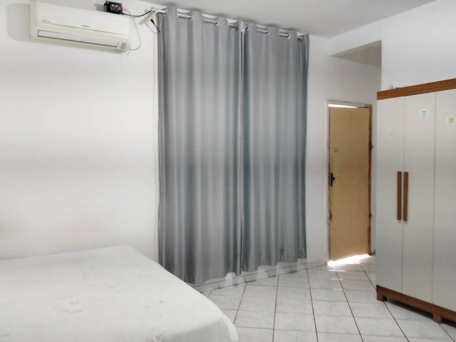 Casa, 2 quartos, 220 m² - Foto 4