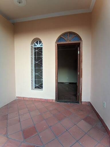 Casa, 4 quartos, 328 m² - Foto 2