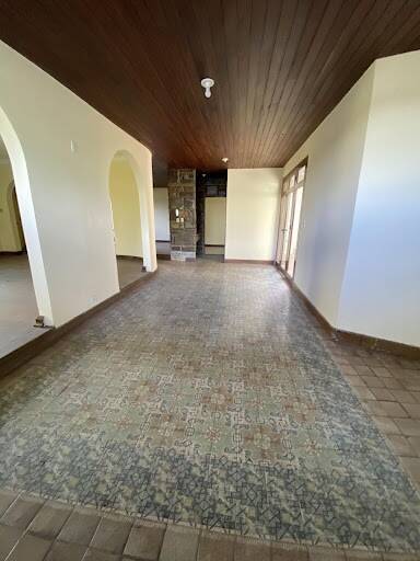 Casa à venda com 4 quartos, 1144m² - Foto 4