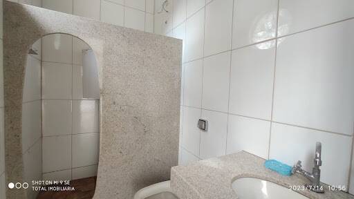 Casa à venda com 4 quartos, 489m² - Foto 1