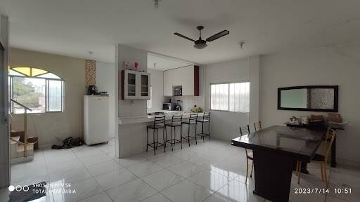 Casa à venda com 4 quartos, 489m² - Foto 2