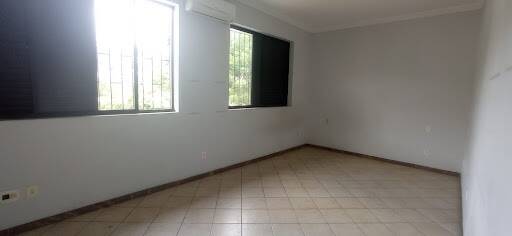 Casa, 4 quartos, 200 m² - Foto 1