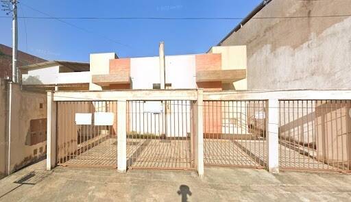Casa à venda com 2 quartos, 78m² - Foto 8