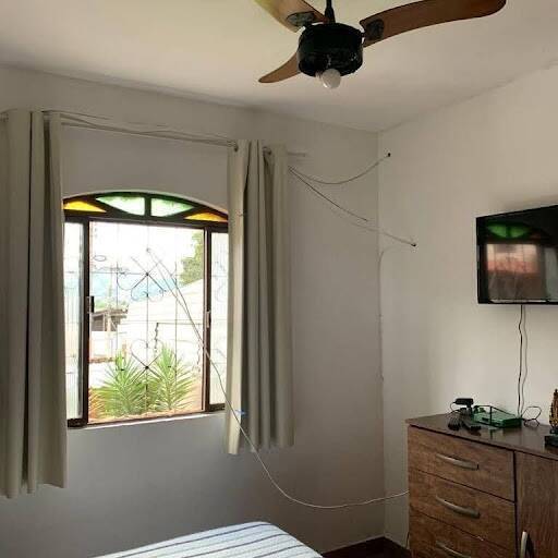 Casa à venda com 3 quartos, 300m² - Foto 4