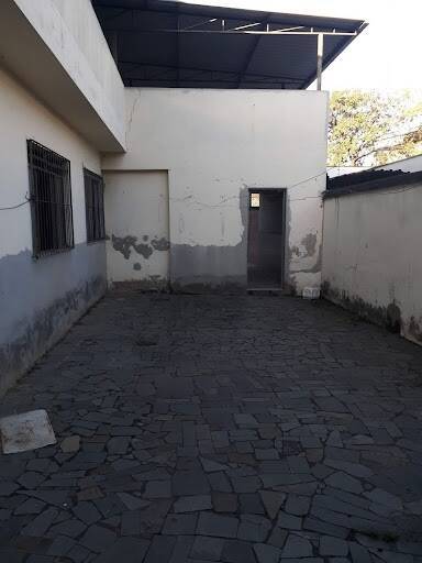 Casa à venda com 4 quartos, 360m² - Foto 7