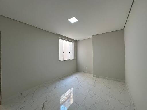 Apartamento para alugar com 3 quartos, 120m² - Foto 10