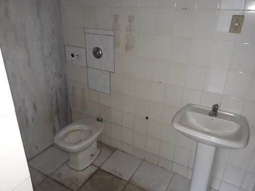 Casa à venda com 4 quartos, 360m² - Foto 11