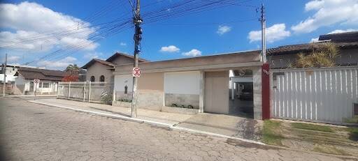 Casa à venda com 5 quartos, 249m² - Foto 7