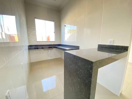 Casa à venda com 2 quartos, 180m² - Foto 6