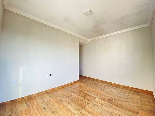 Casa à venda com 2 quartos, 180m² - Foto 9