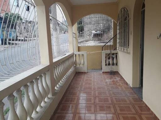 Casa à venda com 2 quartos, 140m² - Foto 4