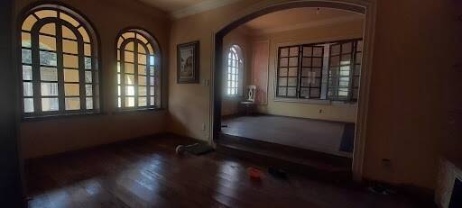 Casa à venda com 3 quartos, 360m² - Foto 11